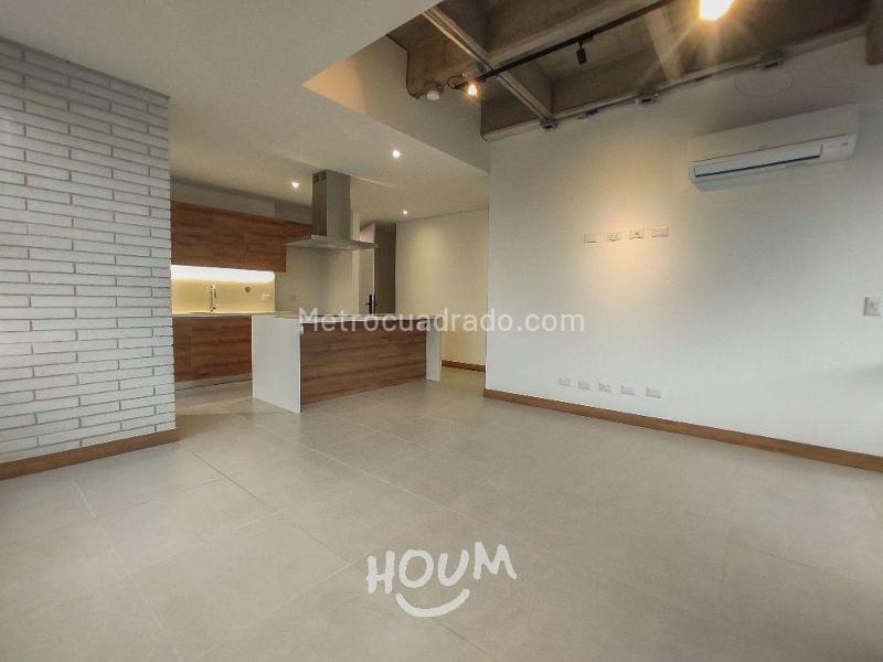 Unfurnished 3BR Apartment in Villa Carlota - 2