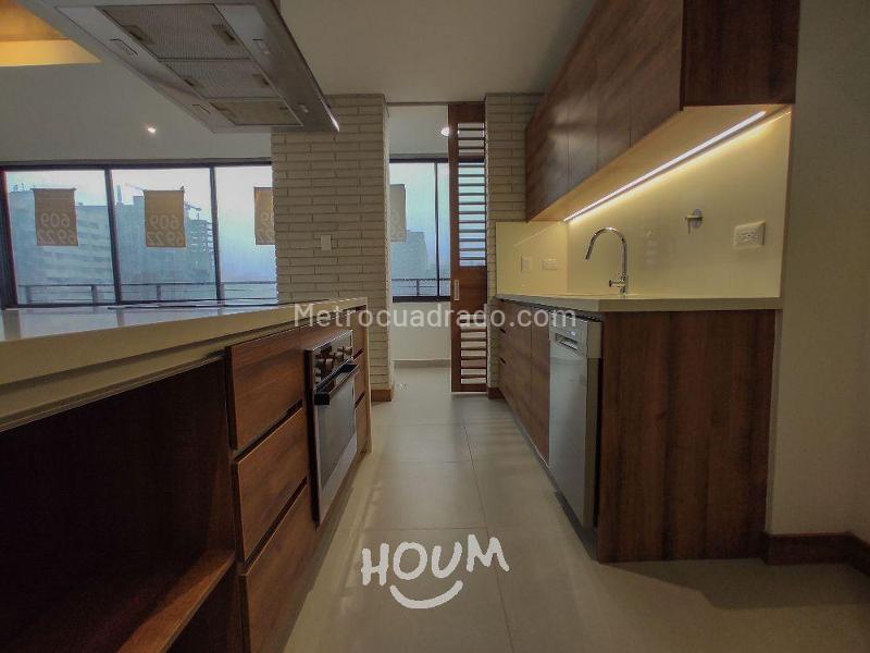 Unfurnished 3BR Apartment in Villa Carlota - 3