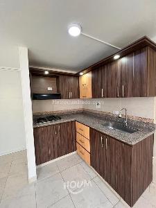 Apartamento de 3 alcobas en venta en Bello, Bello, 49 m² · foto 2 de 16