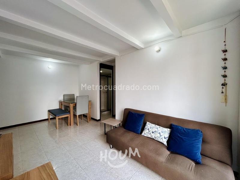 Apartamento amoblado de 3 Alcobas en arriendo en Los Colores - 3