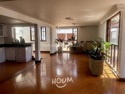 Apartamento de 4 alcobas en venta en Bogota, Bogotá, 220 m² · foto 4 de 20