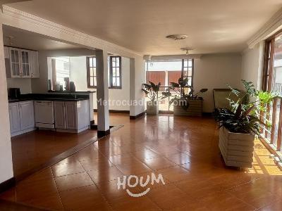 Apartamento de 4 alcobas en venta en Bogota, Bogotá, 220 m² · foto 8 de 20