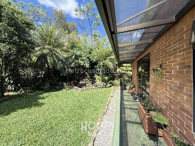 Casa de 5 alcobas en venta en Envigado, Envigado, 350 m² · foto 8 de 20