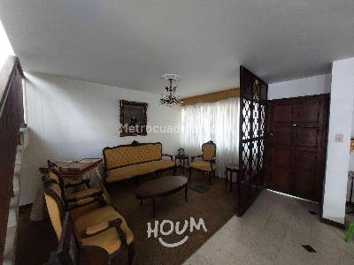Casa de 5 alcobas en venta en Medellin, Medellín, 350 m² · foto 3 de 20