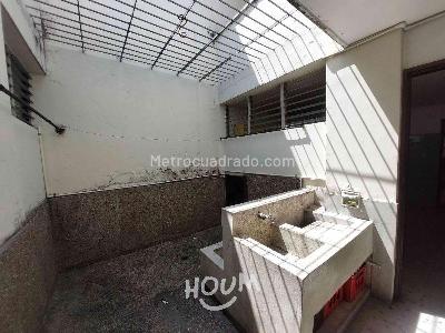 Casa de 5 alcobas en venta en Medellin, Medellín, 350 m² · foto 9 de 20