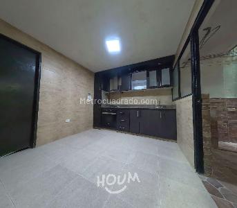 Apartamento de 2 alcobas en venta en Kennedy, Bogotá, 72 m² · foto 4 de 13