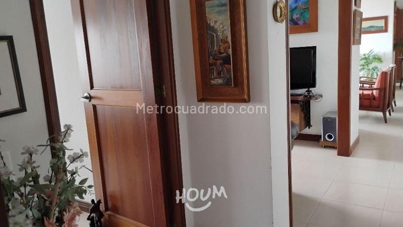 Piso – Medellín, El Tesoro, El Poblado - Más