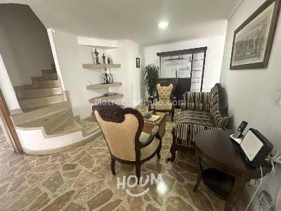 Casa de 5 alcobas en venta en Medellin, Medellín, 300 m² · foto 8 de 20