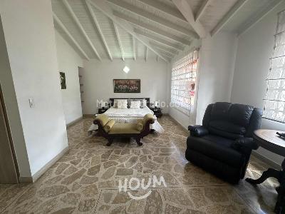 Casa de 5 alcobas en venta en Medellin, Medellín, 300 m² · foto 15 de 20