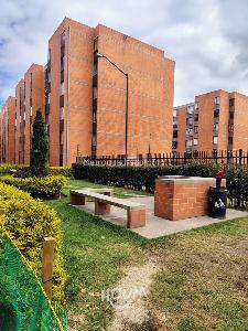 Apartamento de 3 alcobas en venta en Soacha, Soacha, 54 m² · foto 2 de 20
