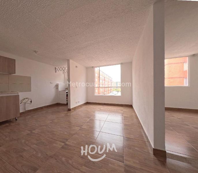 Piso – Bogotá, Localidad Bosa - Vista 2