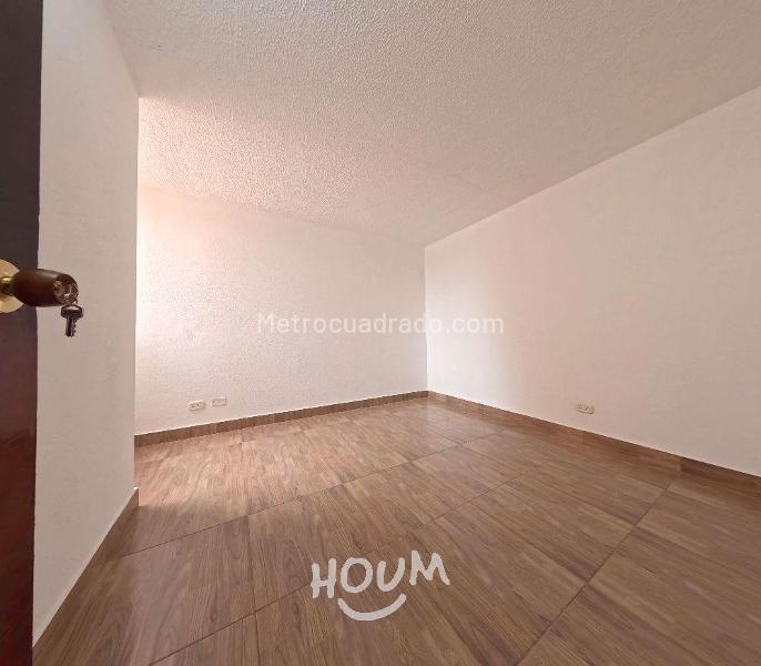 Piso – Bogotá, Localidad Bosa - Más