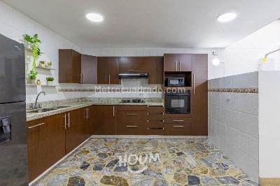 Casa de 5 alcobas en venta en Medellin, Medellín, 197 m² · foto 9 de 20
