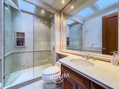 Casa de 5 alcobas en arriendo en Usaquen, Bogotá, 495 m² · foto 12 de 15