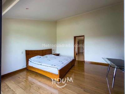 Casa de 5 alcobas en arriendo en Usaquen, Bogotá, 495 m² · foto 14 de 15
