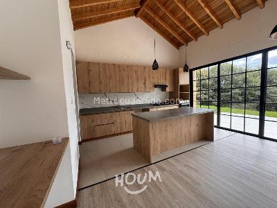 Casa de 3 alcobas en arriendo en Medellin, Medellín, 198 m² · foto 5 de 20