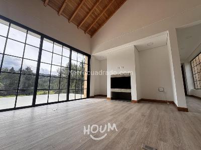 Casa de 3 alcobas en arriendo en Medellin, Medellín, 198 m² · foto 6 de 20