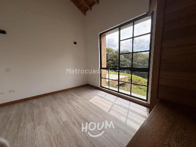 Casa de 3 alcobas en arriendo en Medellin, Medellín, 198 m² · foto 12 de 20