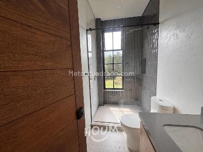 Casa de 3 alcobas en arriendo en Medellin, Medellín, 198 m² · foto 15 de 20