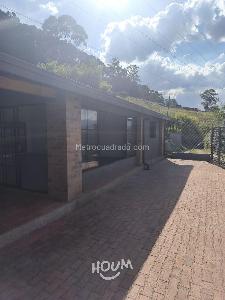 Casa en arriendo en Envigado, Envigado · foto 2 de 20