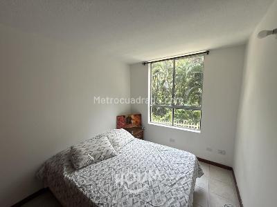 Apartamento en venta en Medellin, Medellín · foto 8 de 15