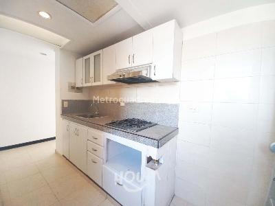 Apartamento de 3 alcobas en venta en Kennedy, Bogotá, 65 m² · foto 3 de 15
