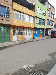 Casa de 5 alcobas en venta en Kennedy, Bogotá, 174 m² · foto 2 de 20