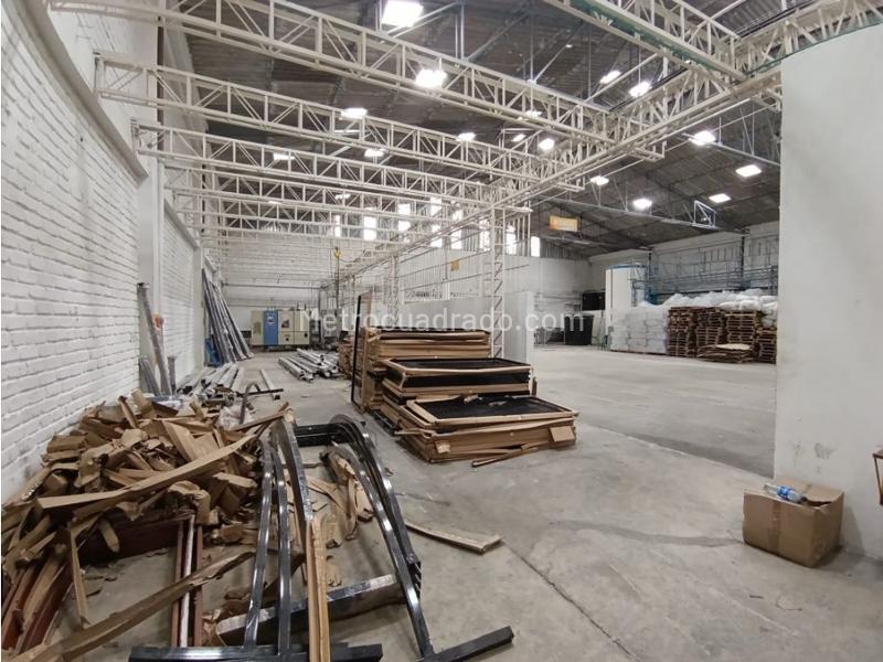 Bodega en Arriendo, Cerca Al Viaducto, Pereira - Mehr
