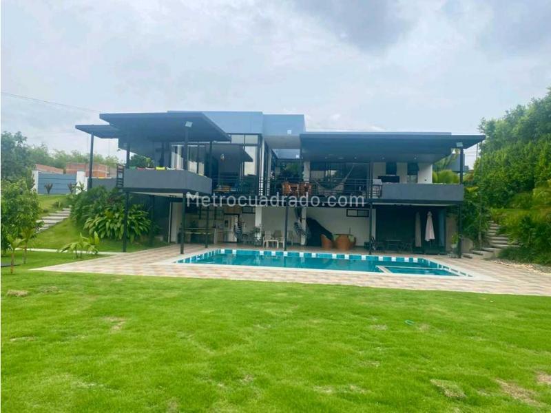 Casa – Pereira - Más