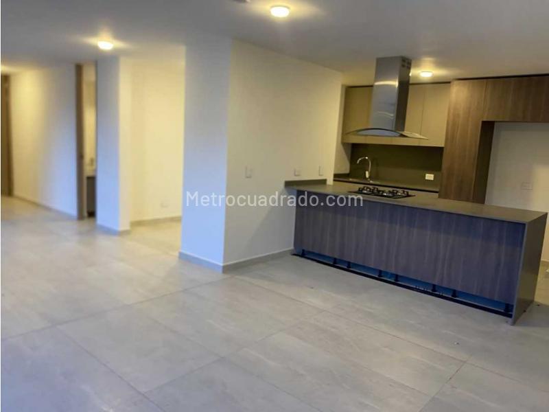 Piso – AMCO, Area Metropolitana Centro Occidente - Más