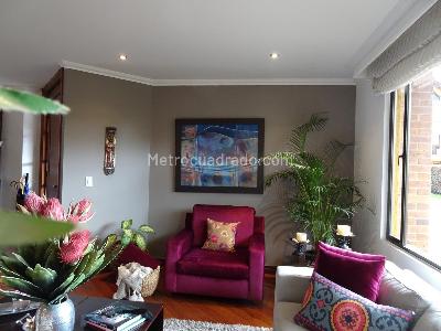 Casa de 4 alcobas en venta en Chía, 263 m² · foto 1 de 20