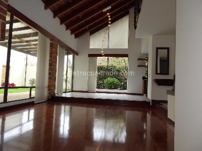 Casa de 3 alcobas en arriendo en Badalona, Cajicá, 300 m² · foto 5 de 20