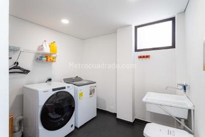 Casa de 5 alcobas en venta en La Calera · foto 12 de 17