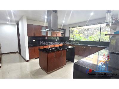Casa de 4 alcobas en venta en Kalamary, Chía, 445 m² · foto 10 de 20