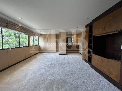 Apartamento en venta en Altos Del Refugio, Bogotá · foto 4 de 15