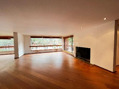 Apartamento en venta en Los Rosales, Bogotá · foto 4 de 11