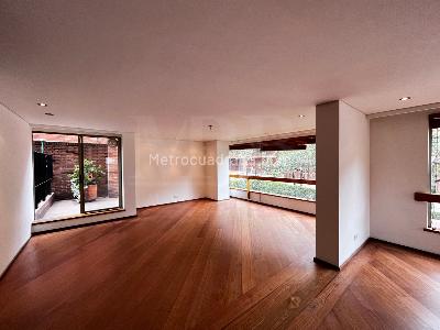 Apartamento en venta en Los Rosales, Bogotá · foto 5 de 11