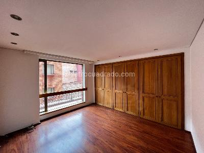 Apartamento en venta en Los Rosales, Bogotá · foto 9 de 11