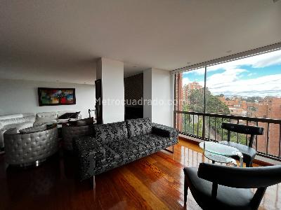 Apartamento de 3 alcobas en venta en Chapinero, Bogotá, 230 m² · foto 2 de 10