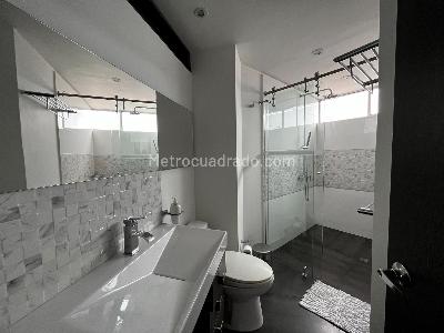 Apartamento de 3 alcobas en venta en Chapinero, Bogotá, 230 m² · foto 7 de 10