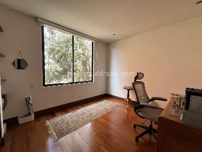 Apartamento en venta en Los Rosales, Bogotá · foto 5 de 9