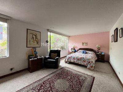 Casa en venta en Santa Barbara, Bogotá · foto 6 de 9