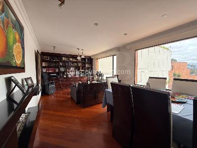 Apartamento en venta en Chico Alto, Bogotá · foto 9 de 16