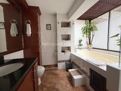 Apartamento en venta en Chico Alto, Bogotá · foto 12 de 16