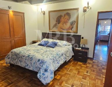 Apartamento de 3 alcobas en venta en Los Rosales, Bogotá, 264 m² · foto 13 de 17