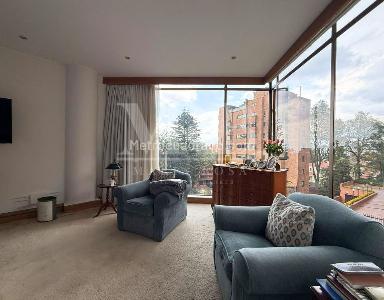 Apartamento de 2 alcobas en venta en Los Rosales, Bogotá, 220 m² · foto 11 de 16