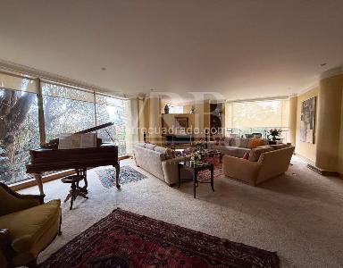 Apartamento de 2 alcobas en venta en Los Rosales, Bogotá, 220 m² · foto 5 de 16