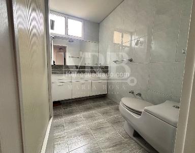 Apartamento en venta en Las Rosales, Bogotá · foto 10 de 12