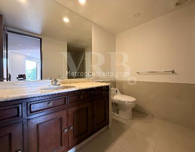 Apartamento de 3 alcobas en venta en Bogotá, 246 m² · foto 14 de 15