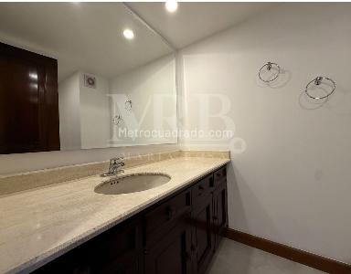Apartamento de 3 alcobas en venta en Bogotá, 246 m² · foto 15 de 15